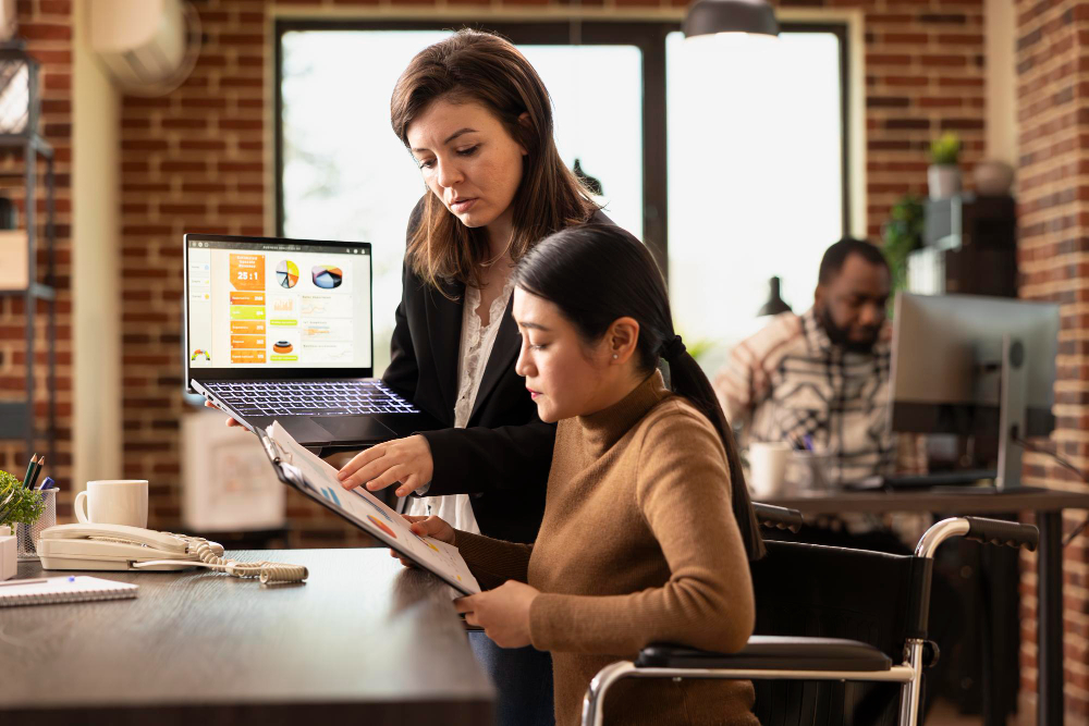 digital marketing consultant in Dubai planning online growth strategy